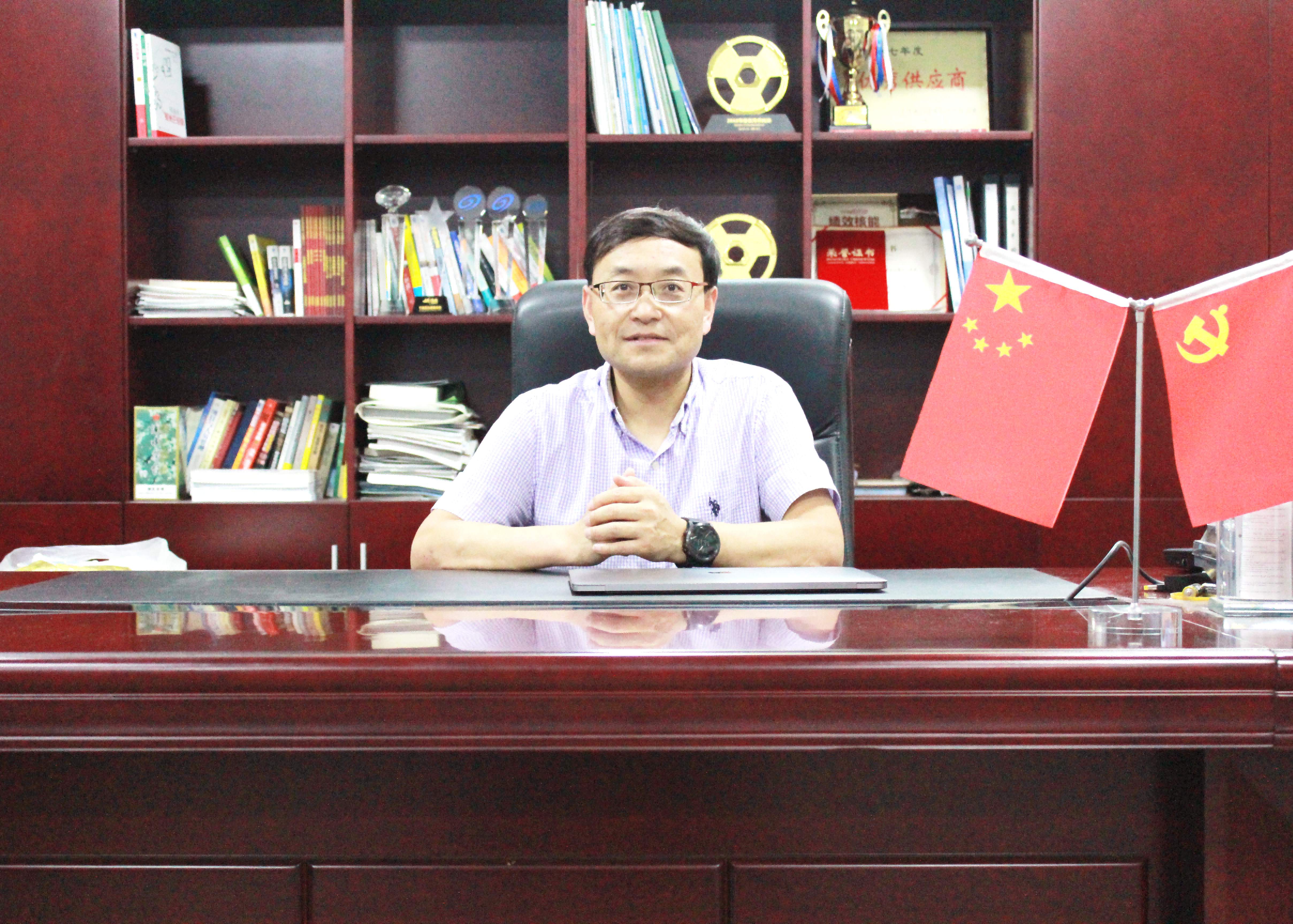 图片1(1) 图片1(1)